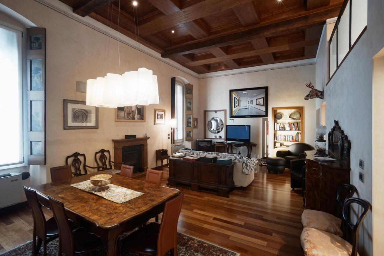 La Casa Del Fotografo Apartment Verona Bagian luar foto