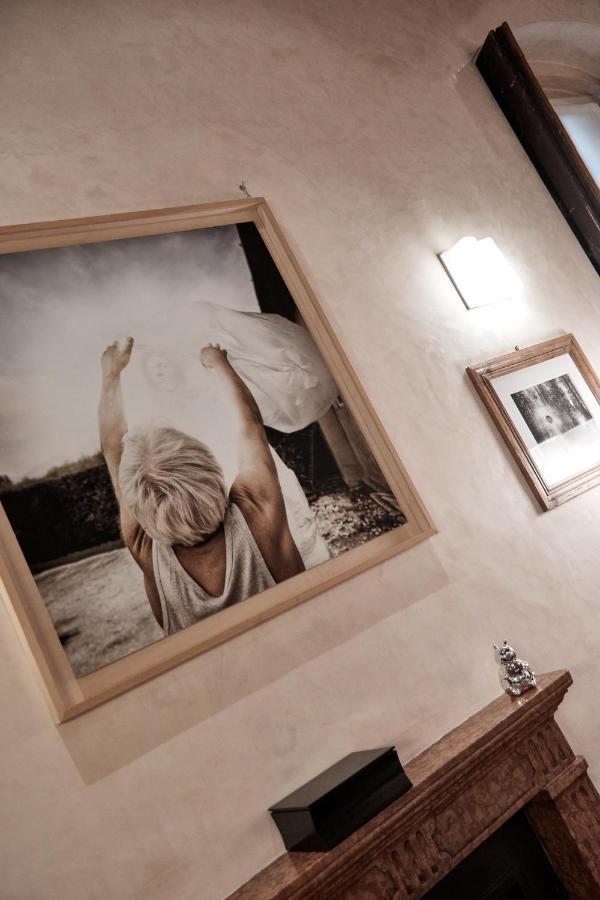 La Casa Del Fotografo Apartment Verona Bagian luar foto